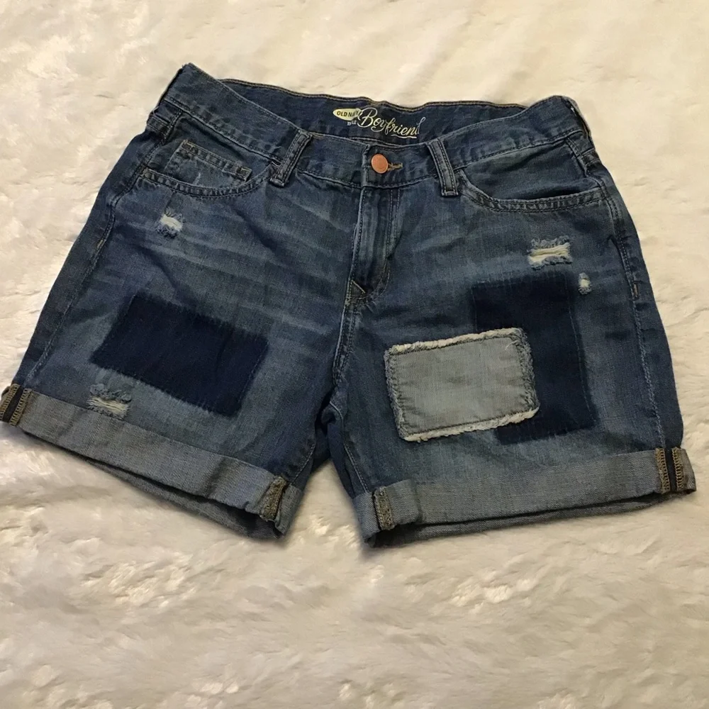 Old Navy Boyfriend Jean Shorts.  Patches, Distressed, Relaxed Fit.Sz 2 - Picture 8 of 8